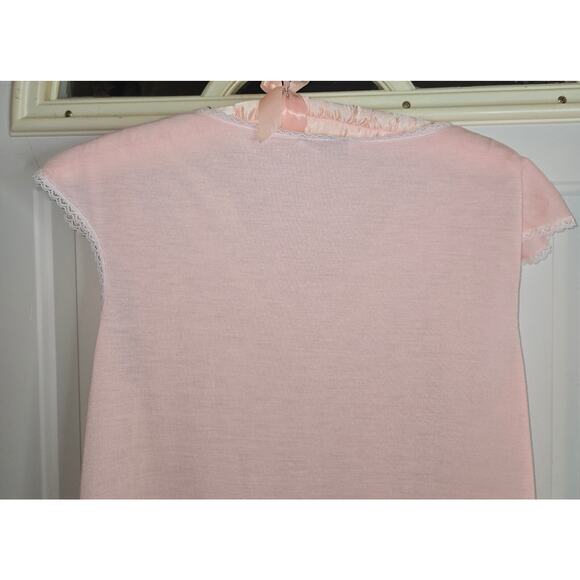 Vintage Vassarette Lacy Light Pink Nightgown Size Medium V Neck 35" L x 24" Wide - Picture 11 of 12